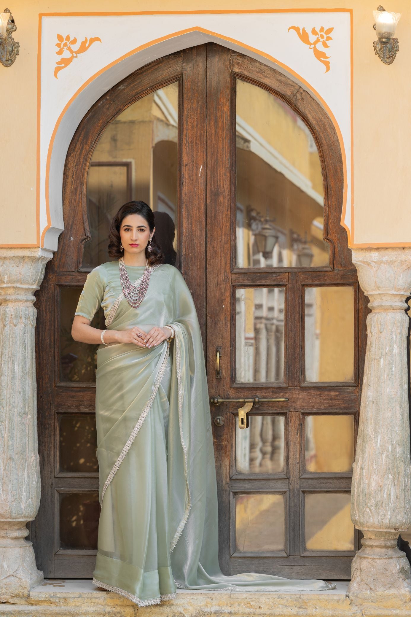 Priyadarshini The Original Home Of Handlooms Experience The Exquisite Drape  Of Silk Sarees Ad - Advert Gallery